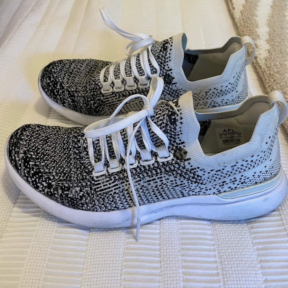 APL TechLoom Breeze Size 6.5